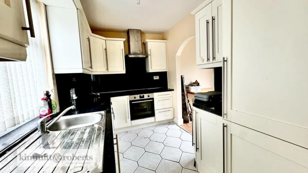 2 Bedroom House - Terraced