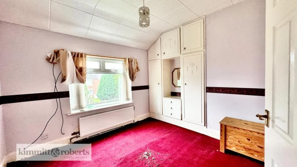 2 Bedroom House - Terraced