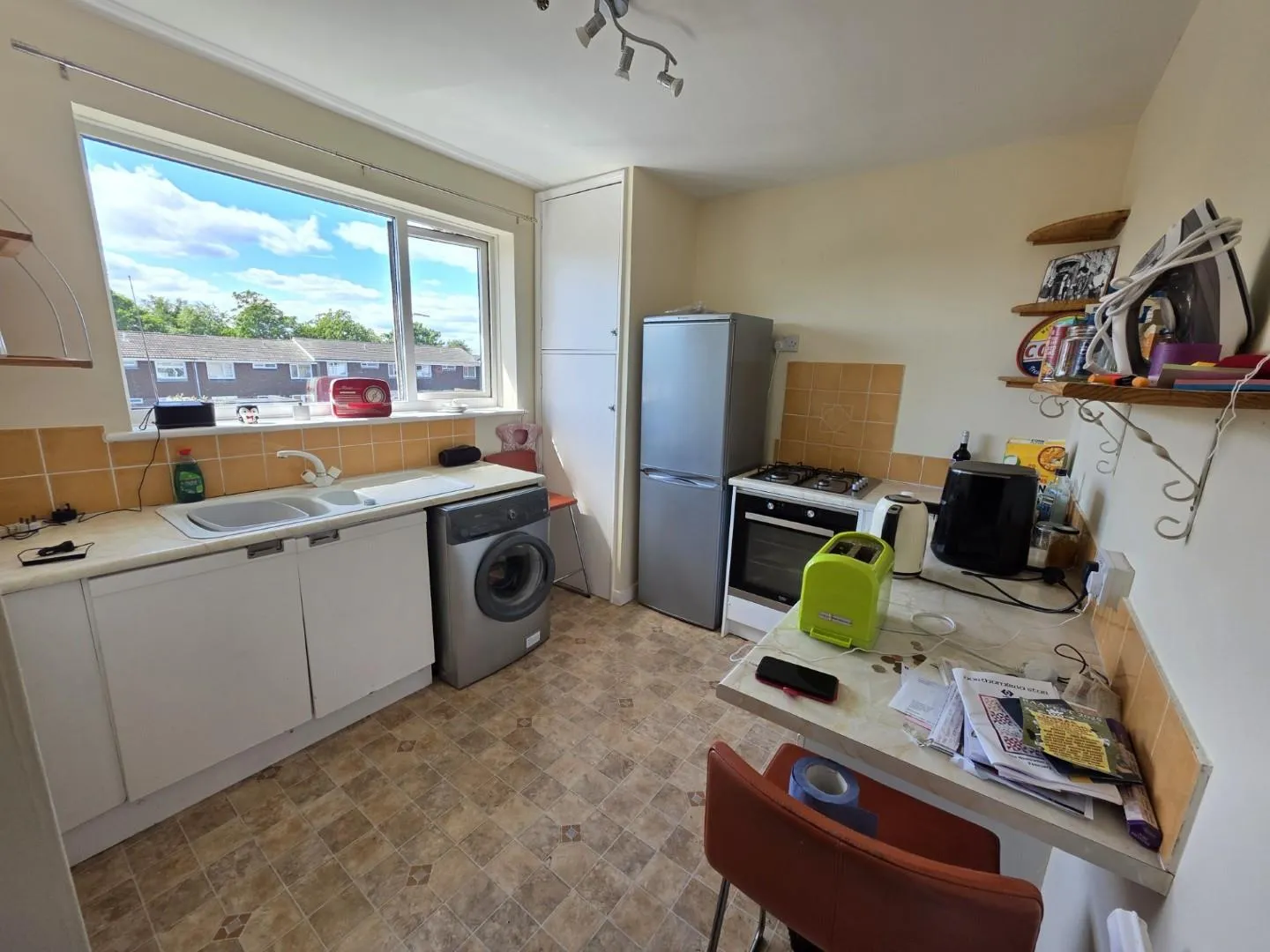 2 Bedroom Flat
