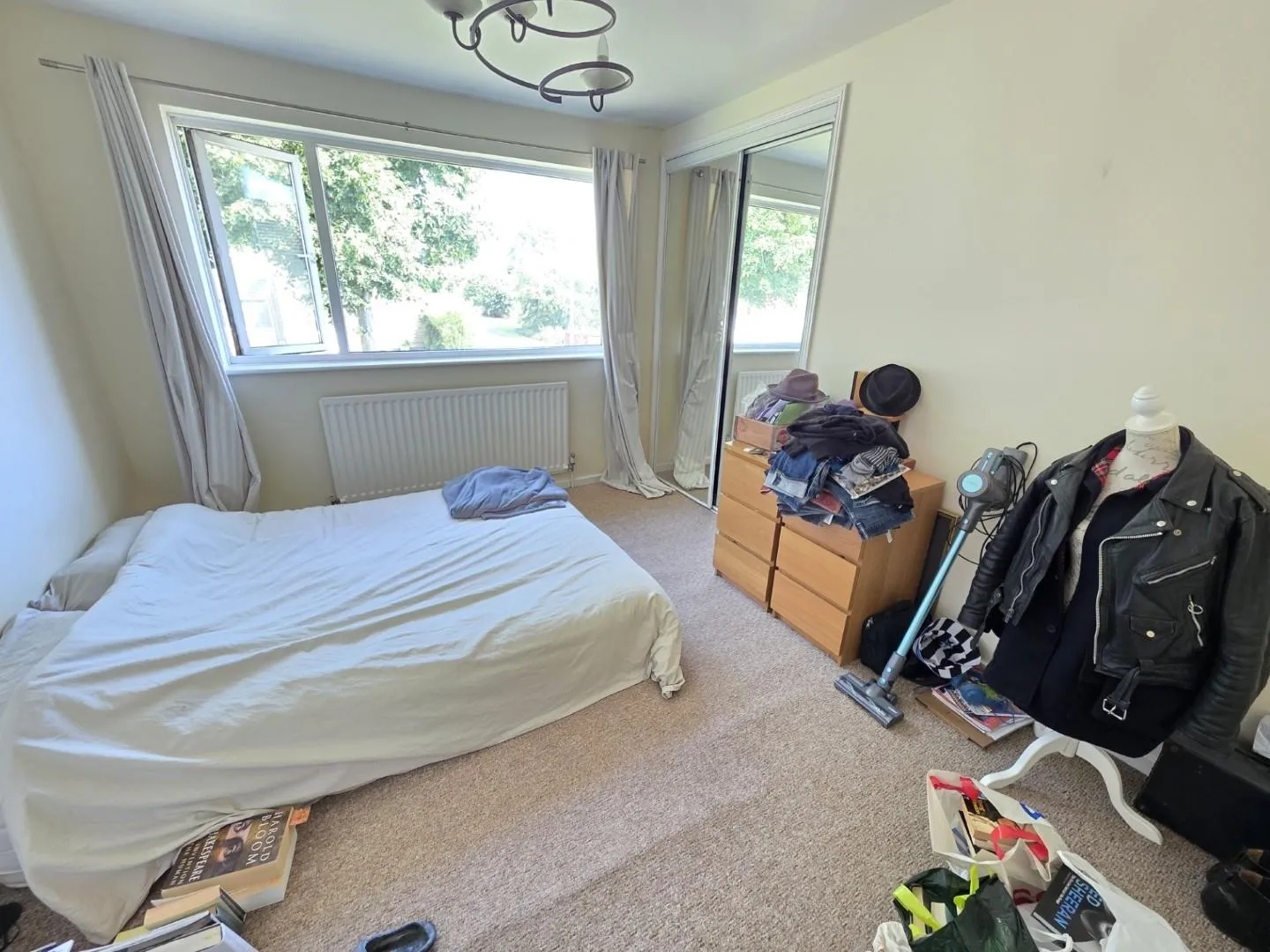 2 Bedroom Flat