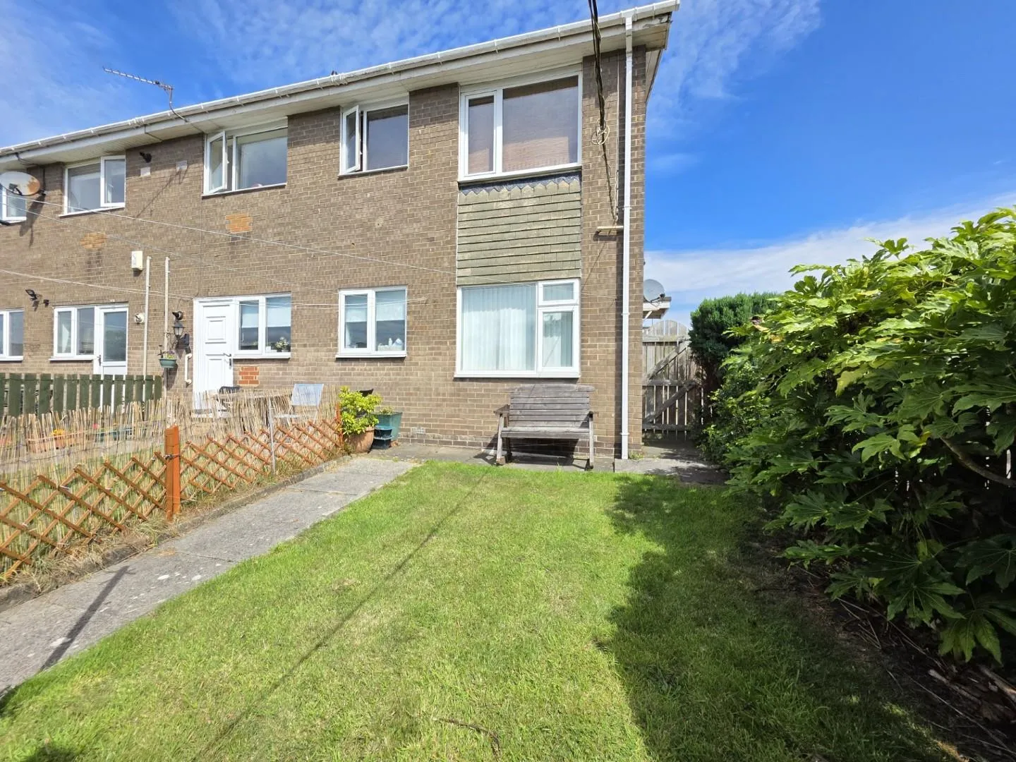 2 Bedroom Flat