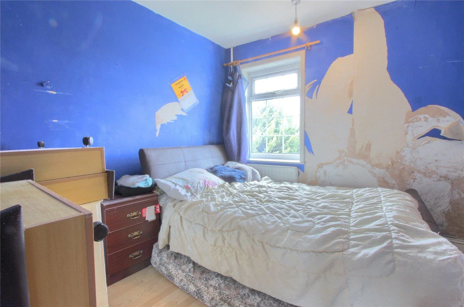 2 Bedroom House - Mid Terrace