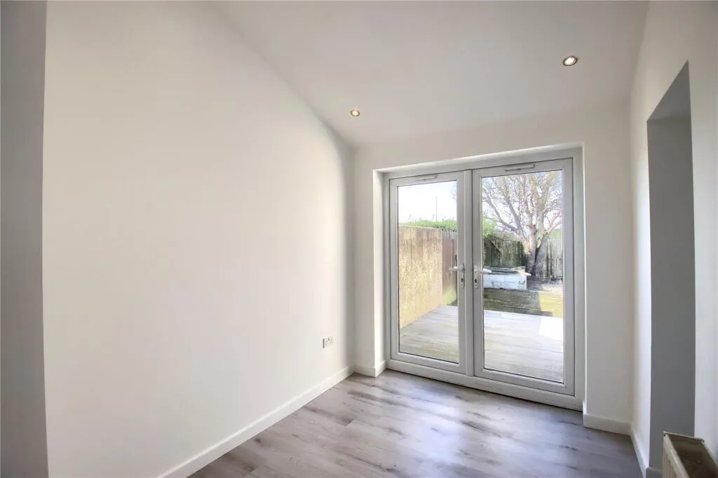 4 Bedroom House - Semi-Detached