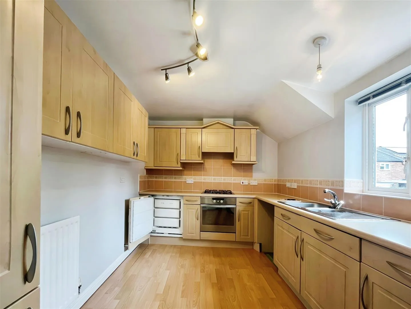 2 Bedroom Flat