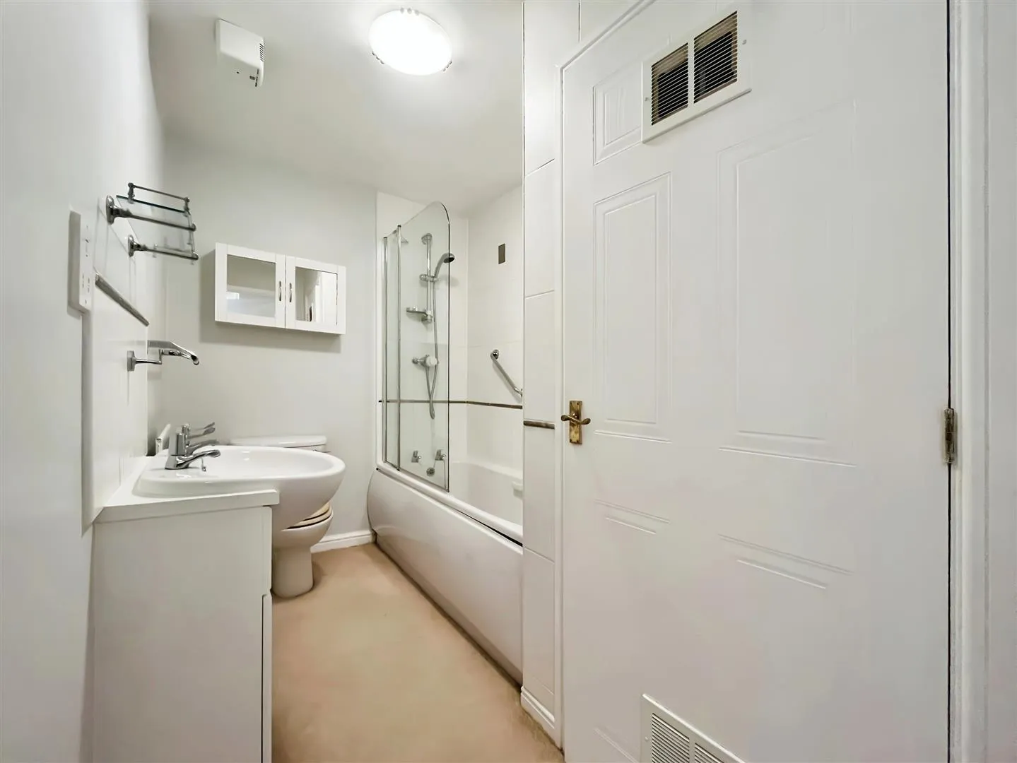 2 Bedroom Flat