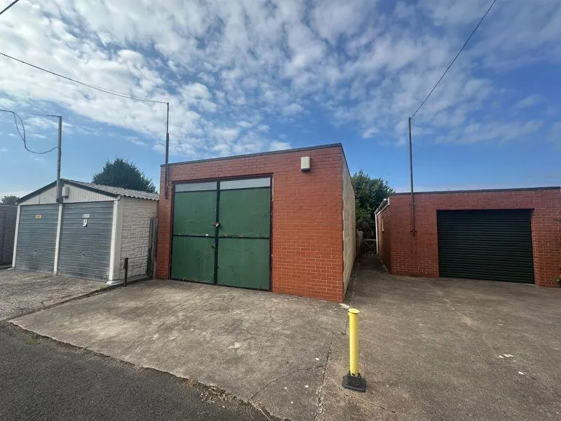 3 Bedroom House - Terraced