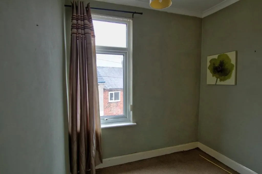 3 Bedroom House - End Terrace
