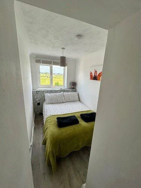 2 Bedroom House - End Terrace