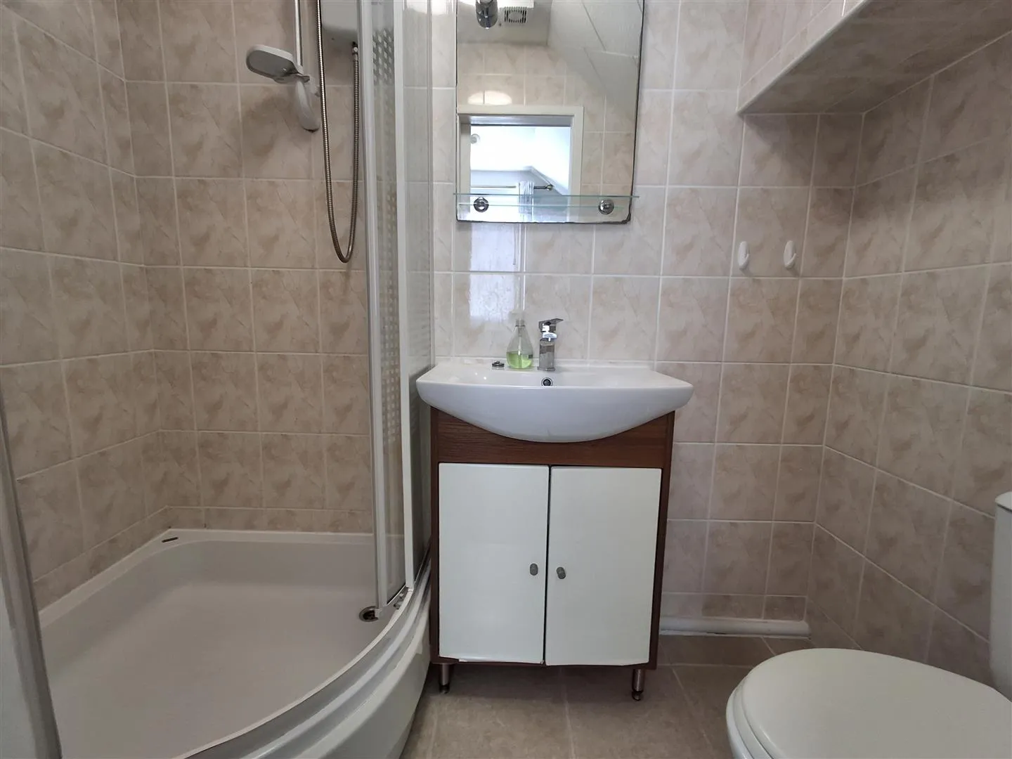 5 Bedroom House - Terraced