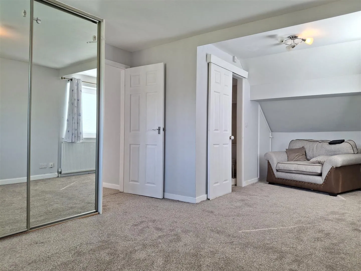 5 Bedroom House - Terraced