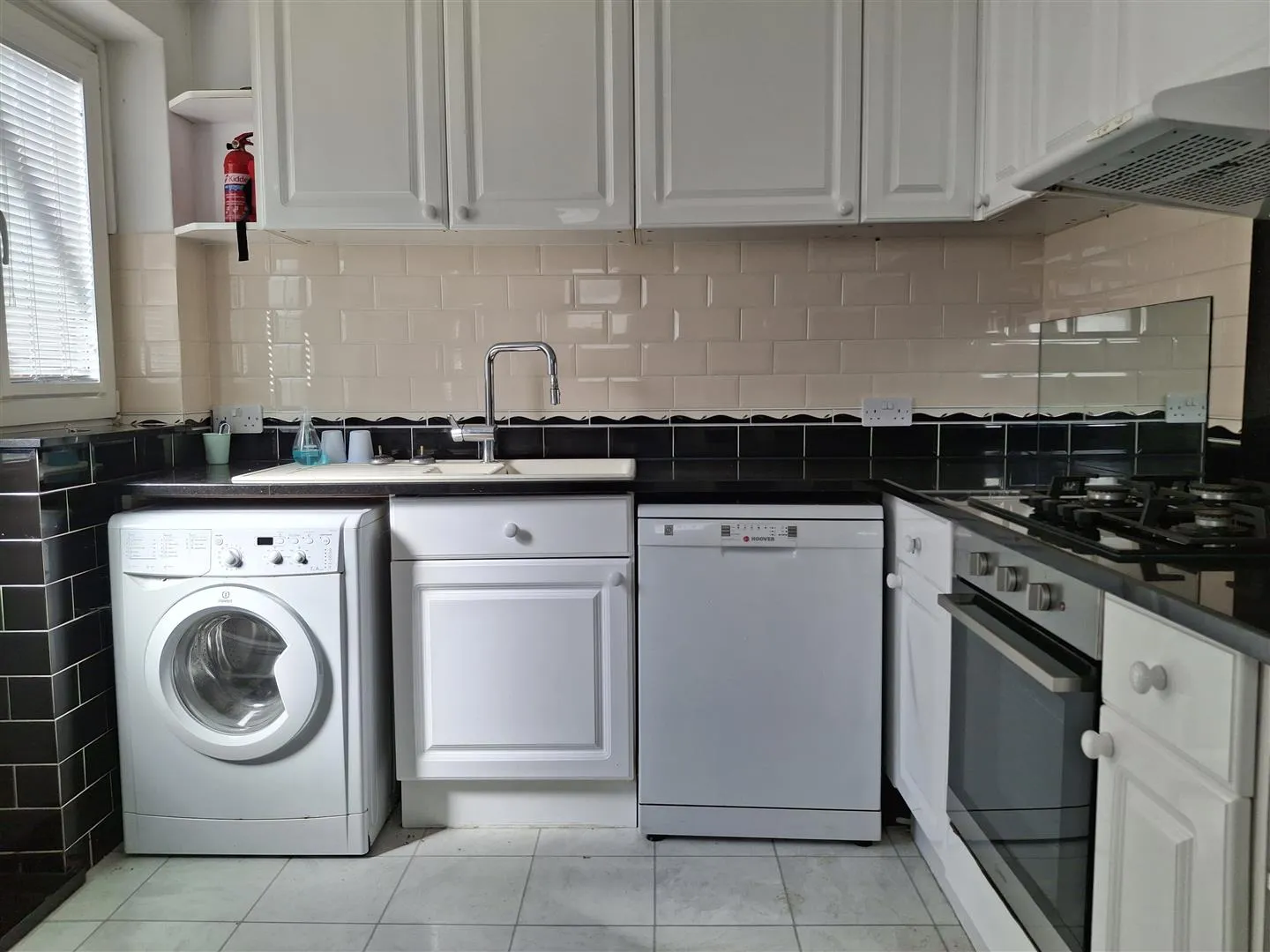 5 Bedroom House - Terraced