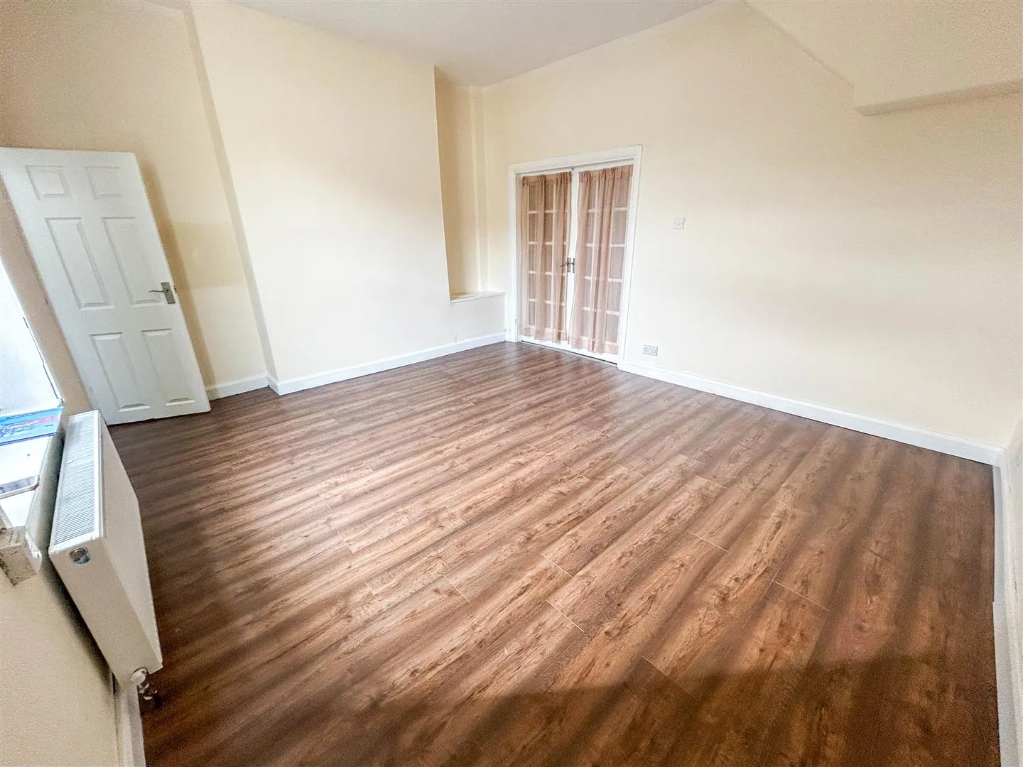 3 Bedroom House - Terraced