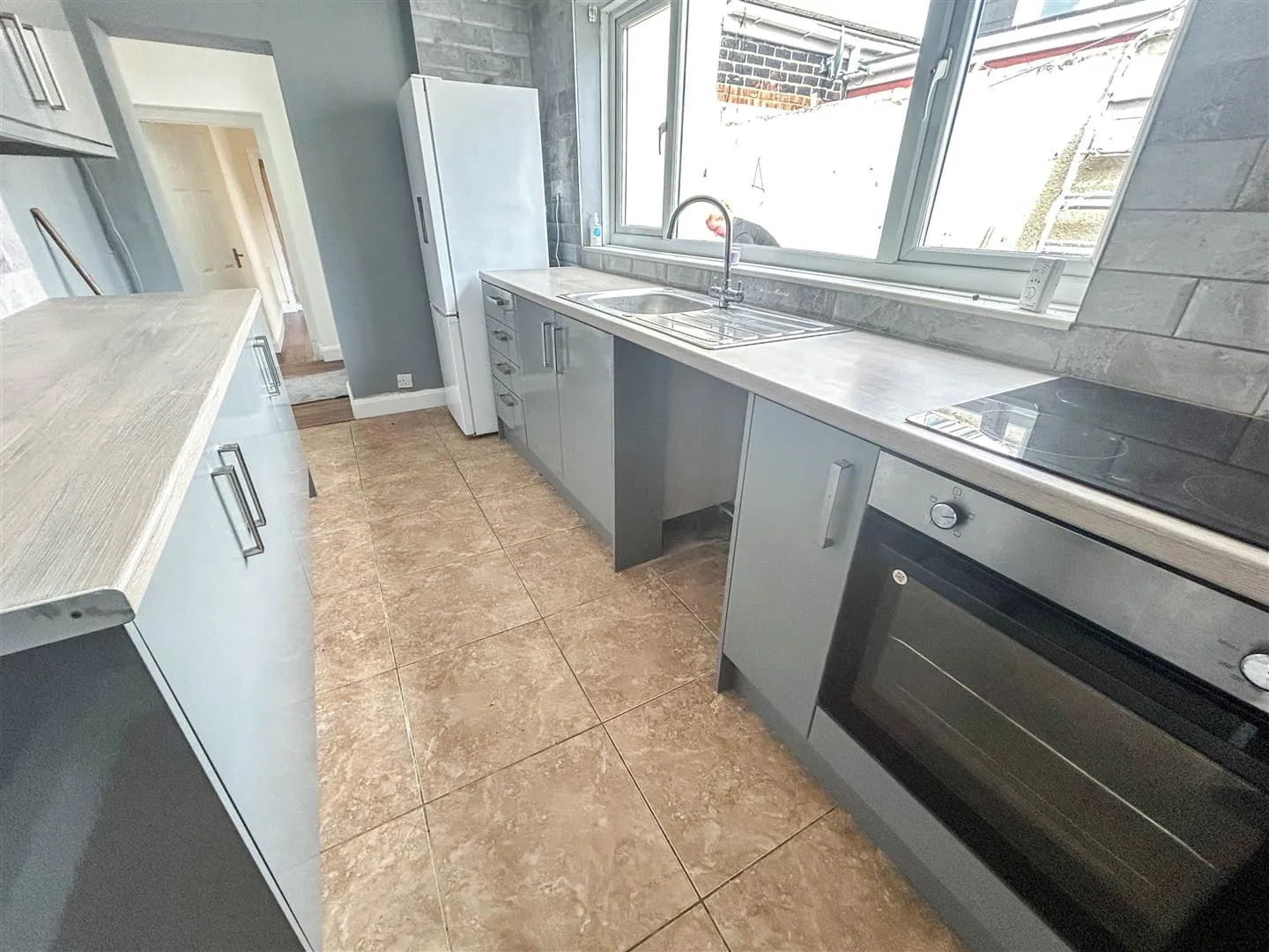 3 Bedroom House - Terraced