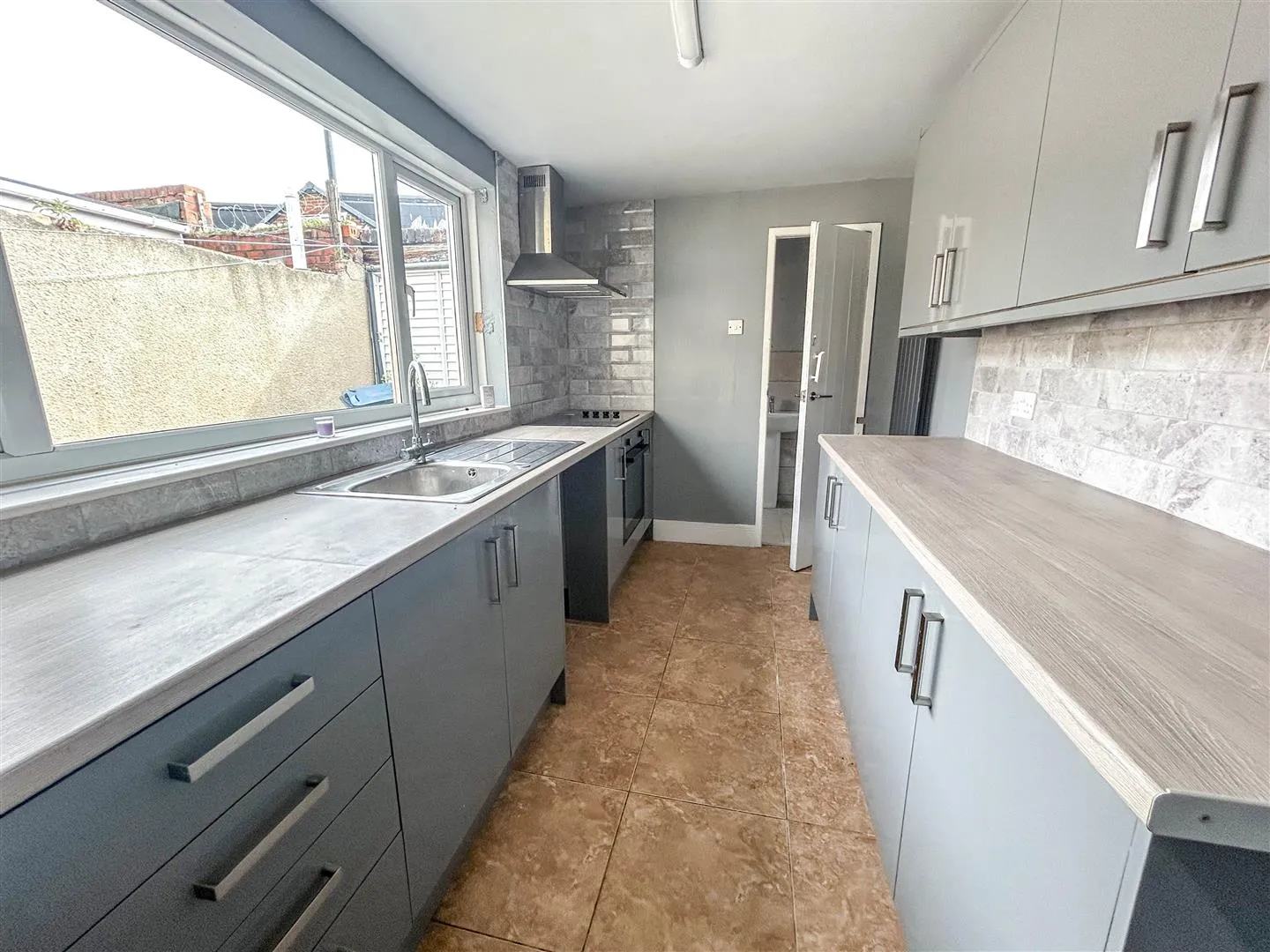 3 Bedroom House - Terraced