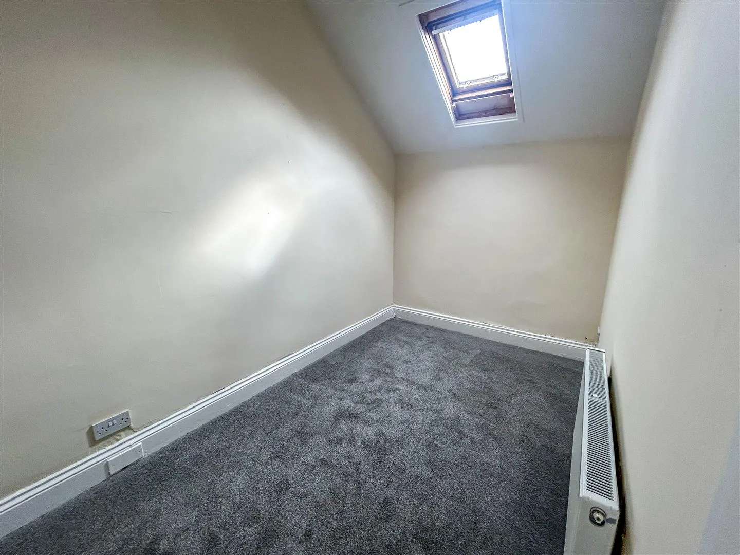 3 Bedroom House - Terraced