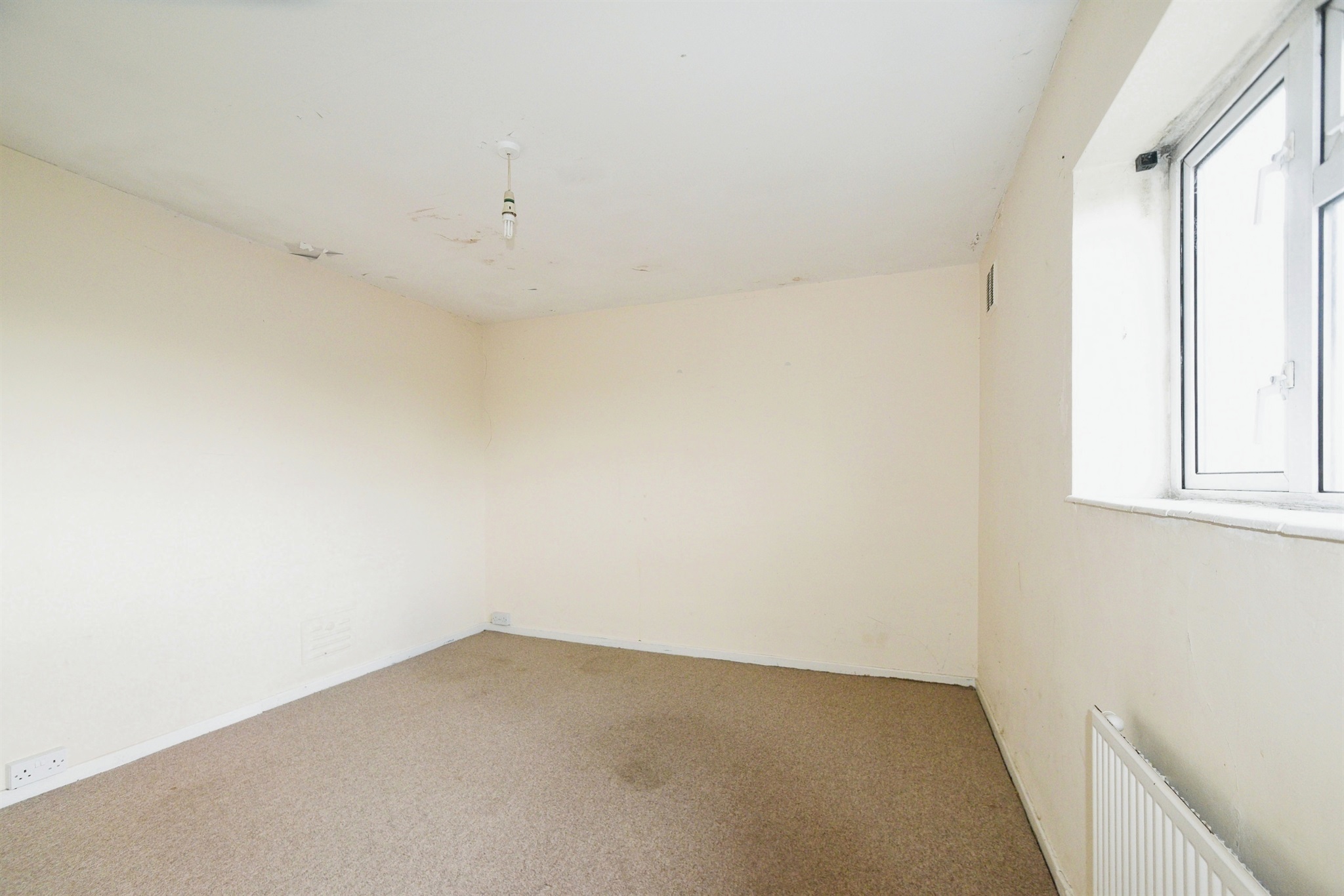 2 bed Terraced