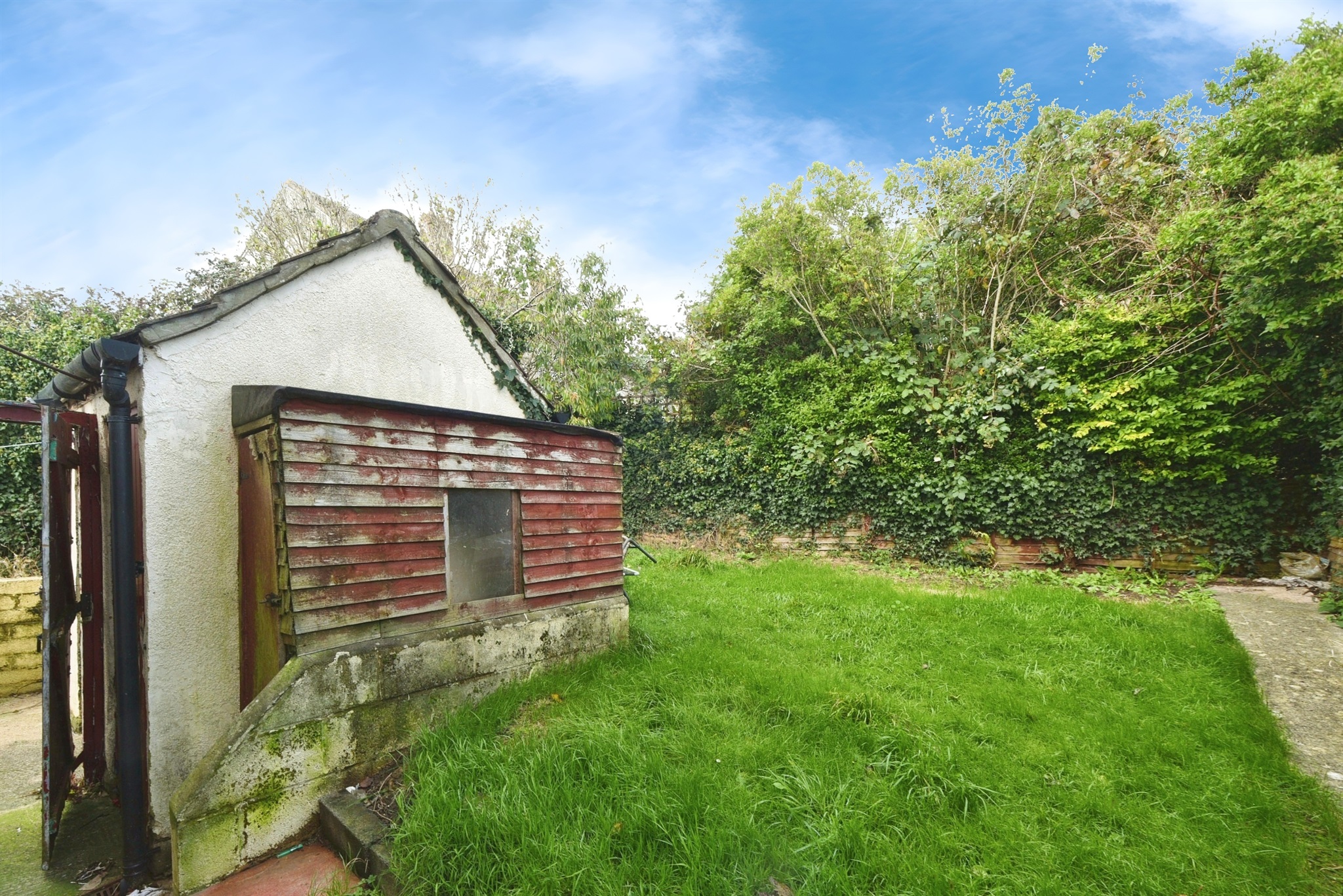 2 bed Terraced