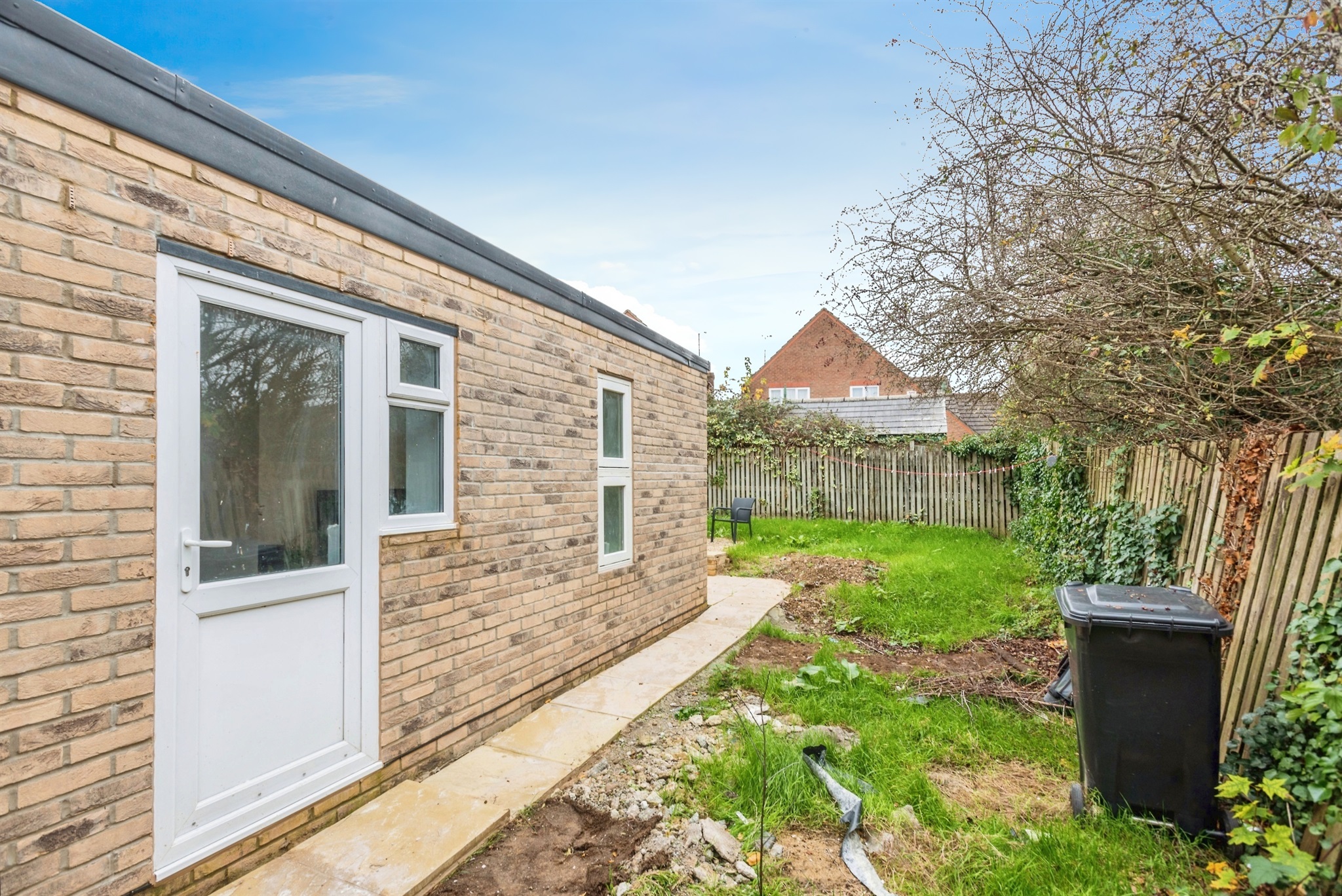 2 bed Maisonette