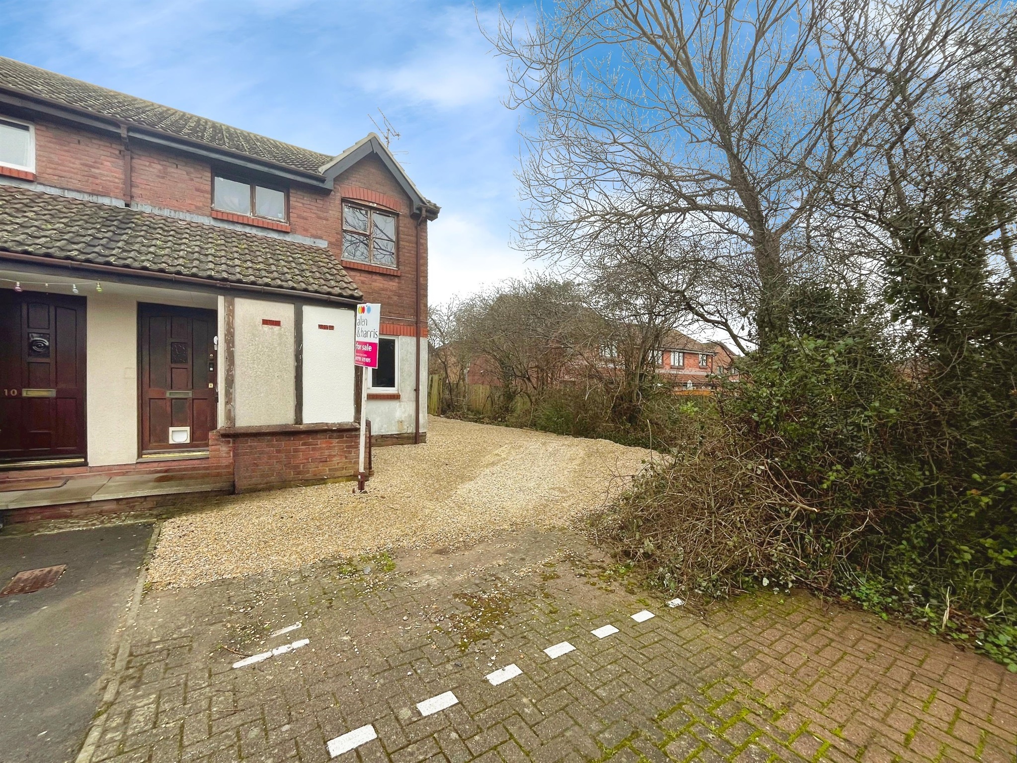 2 bed Maisonette