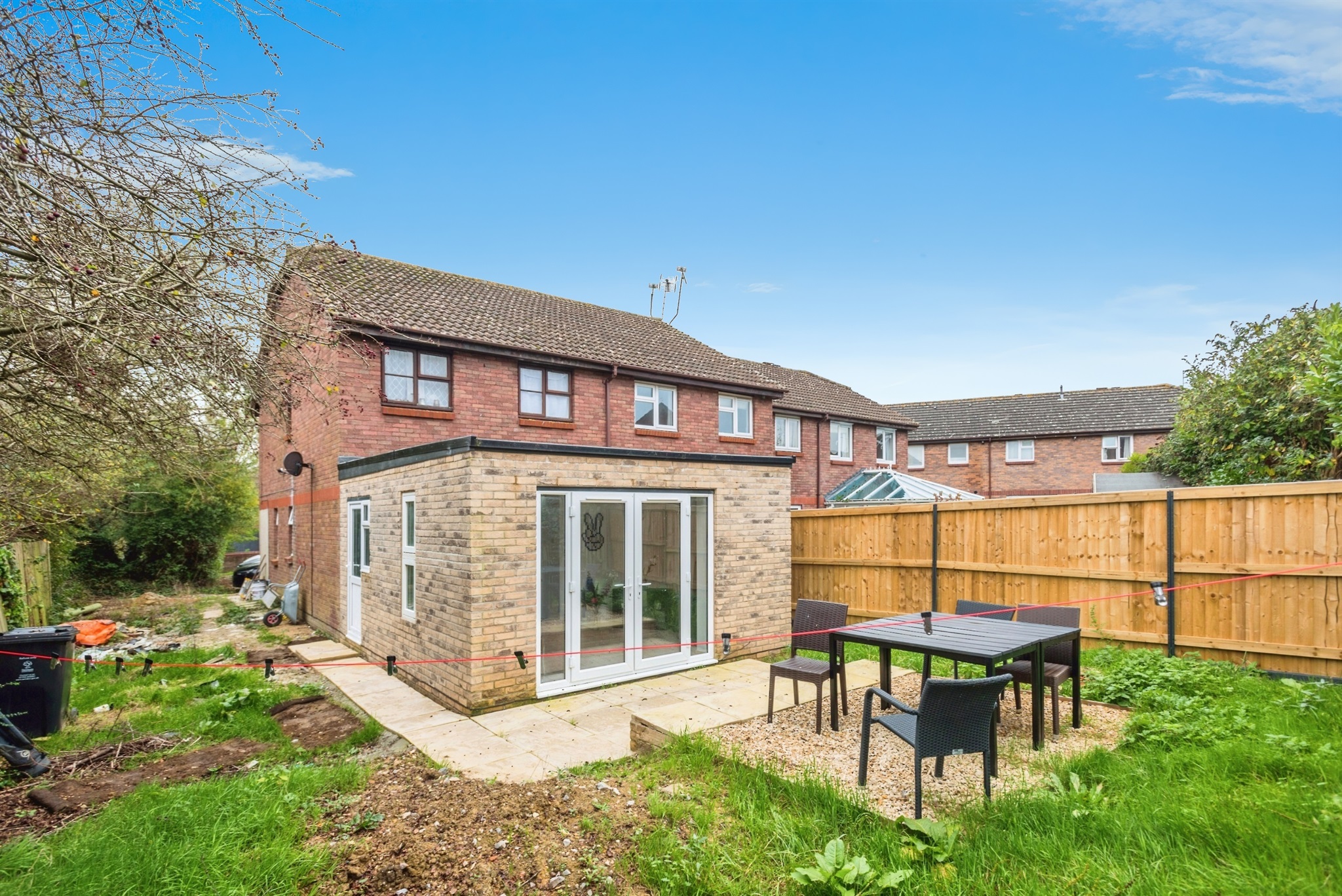 2 bed Maisonette