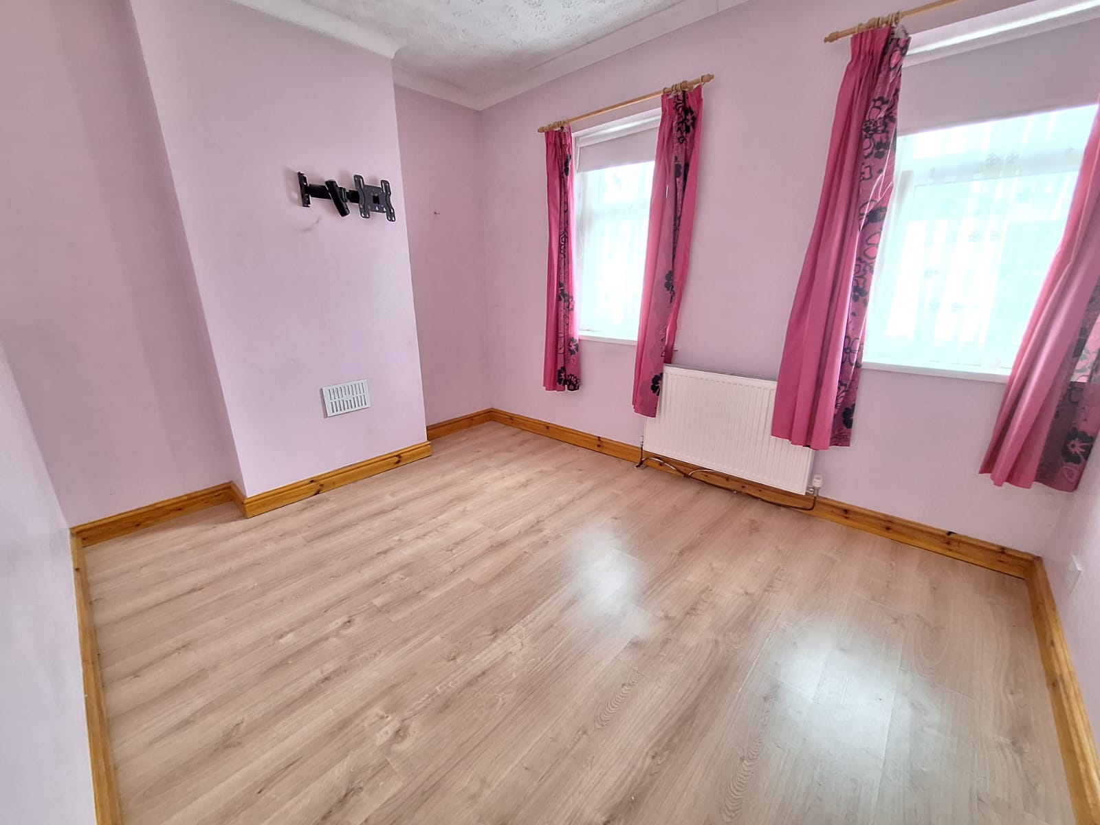 2 bed Terraced