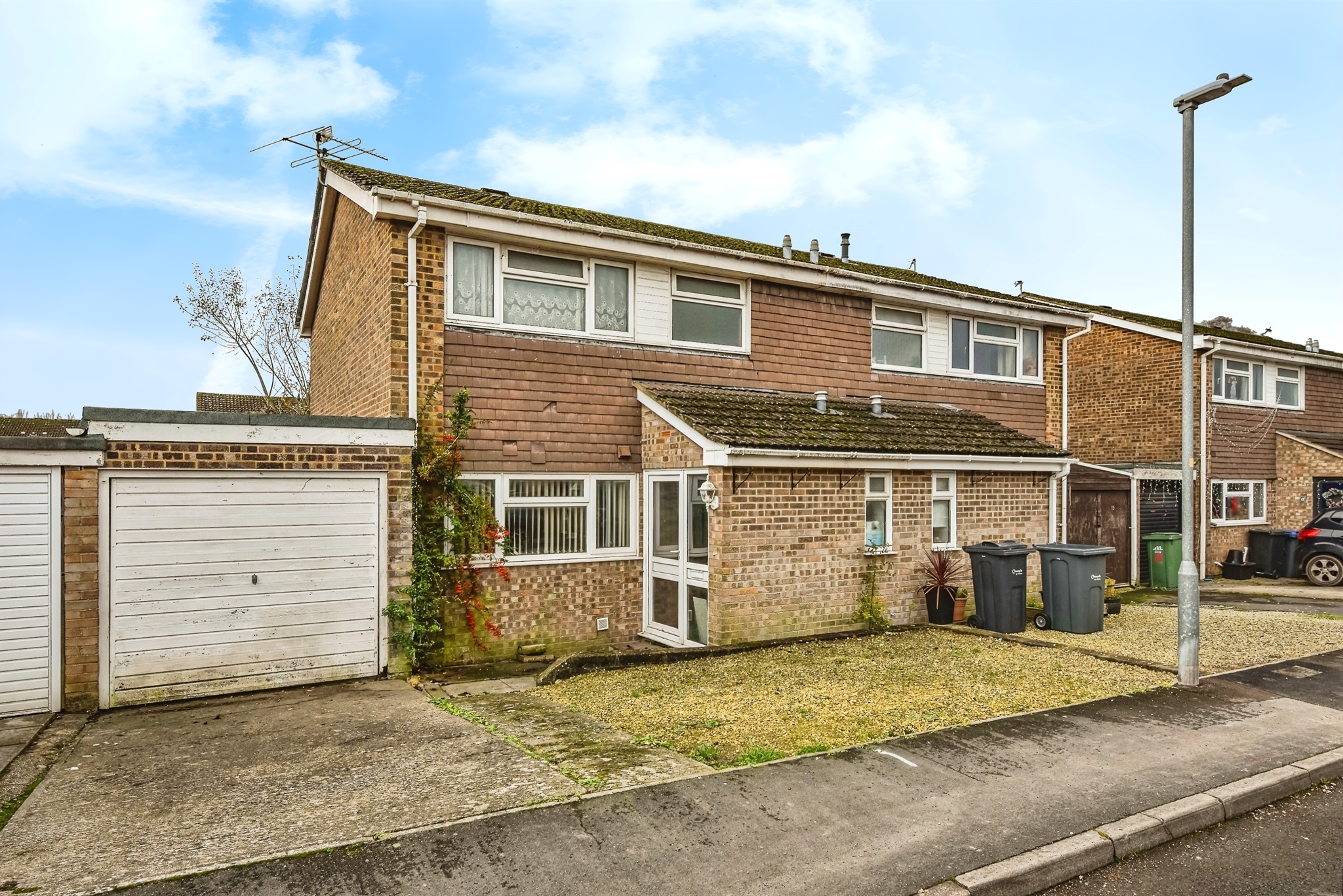 3 bed Semi-Detached