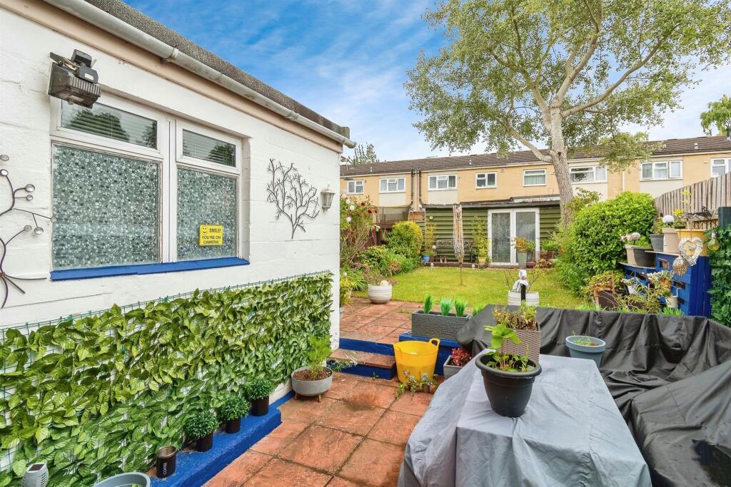 2 bed Terraced