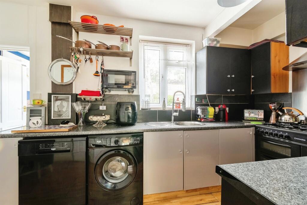 2 bed Terraced