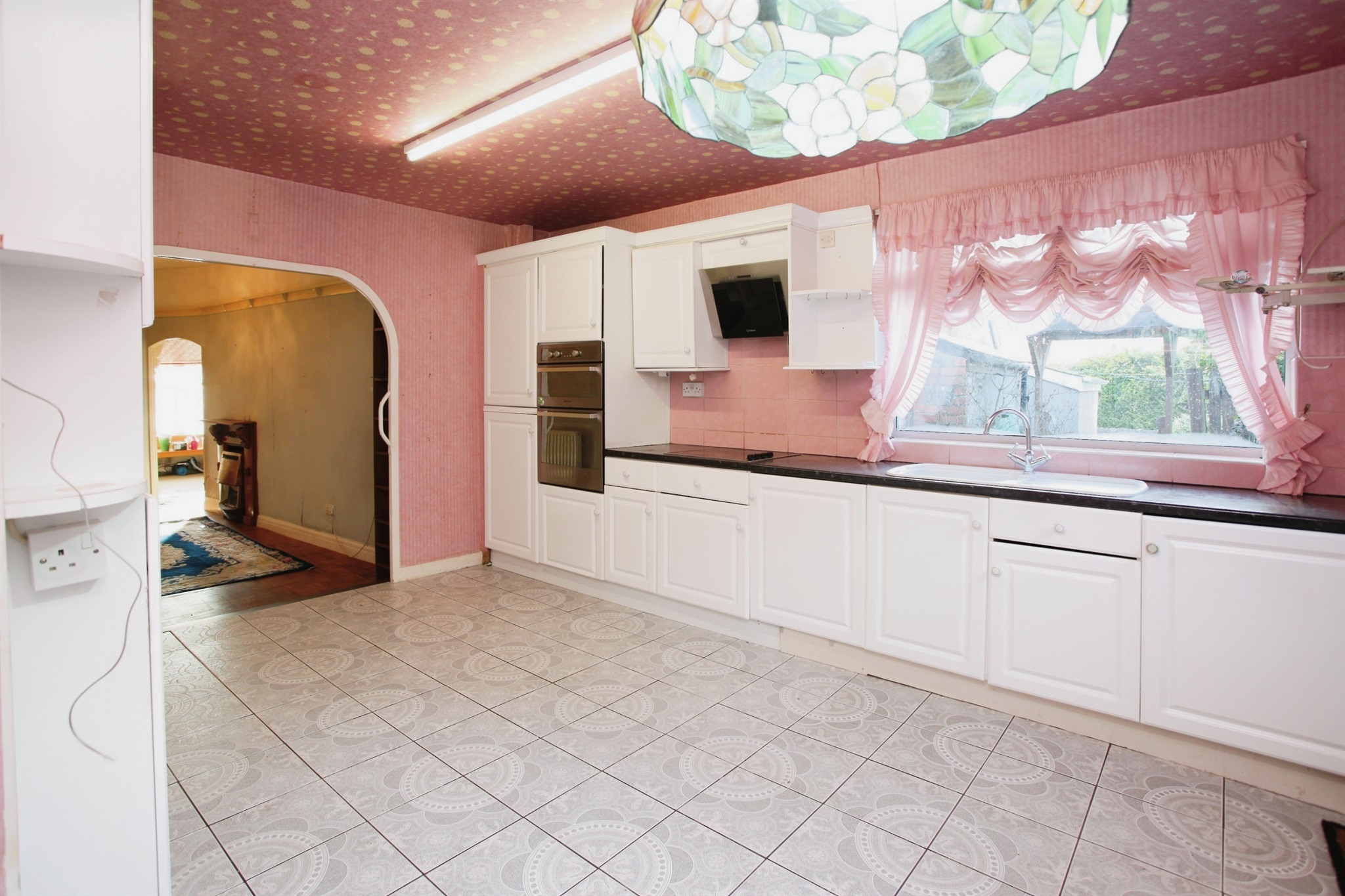 3 bed End of Terrace