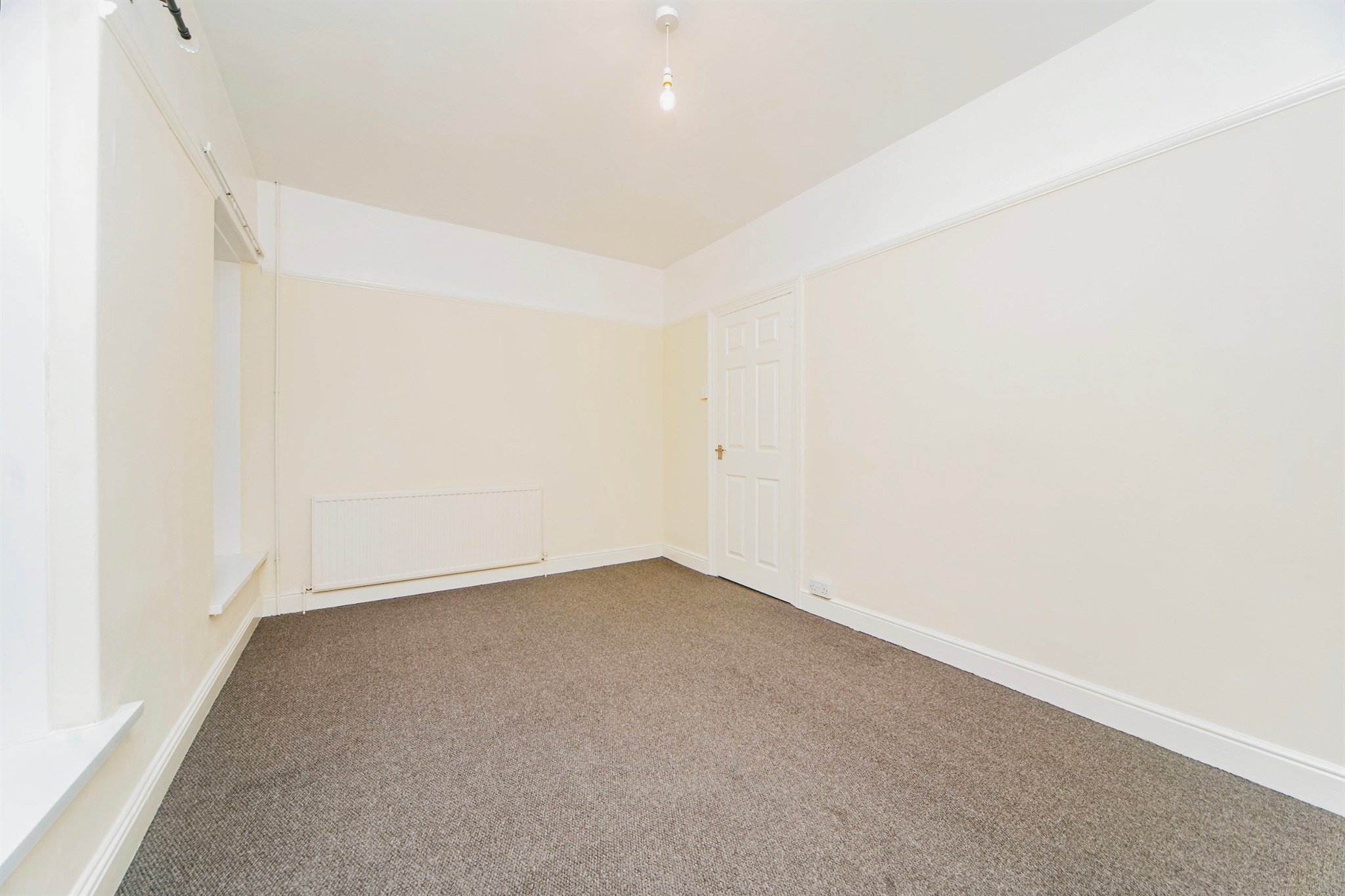 2 bed Terraced