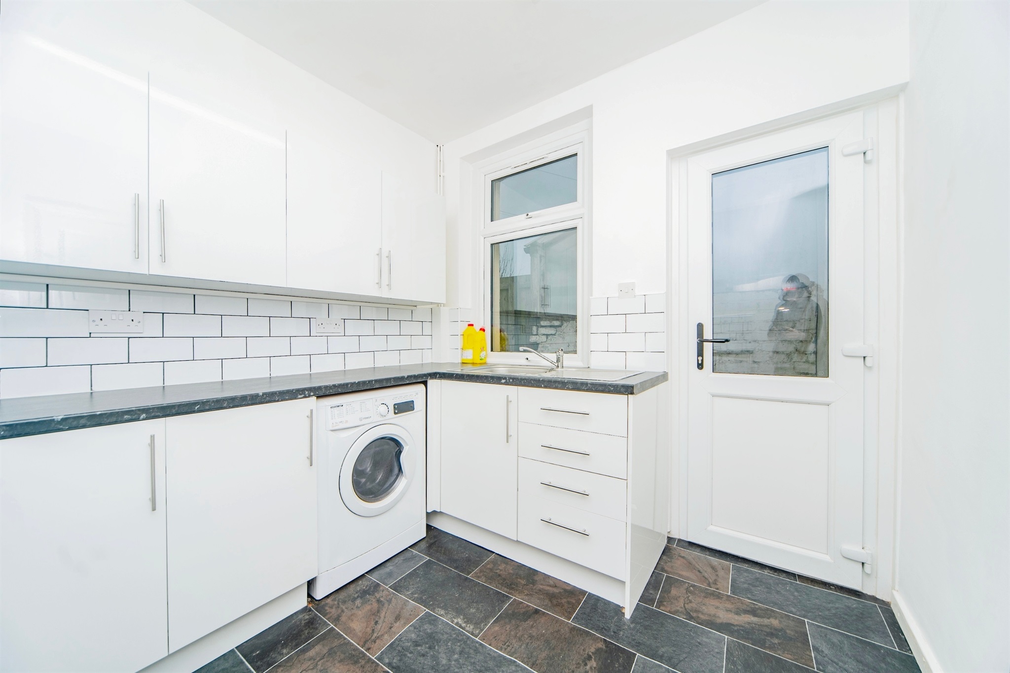 2 bed Terraced