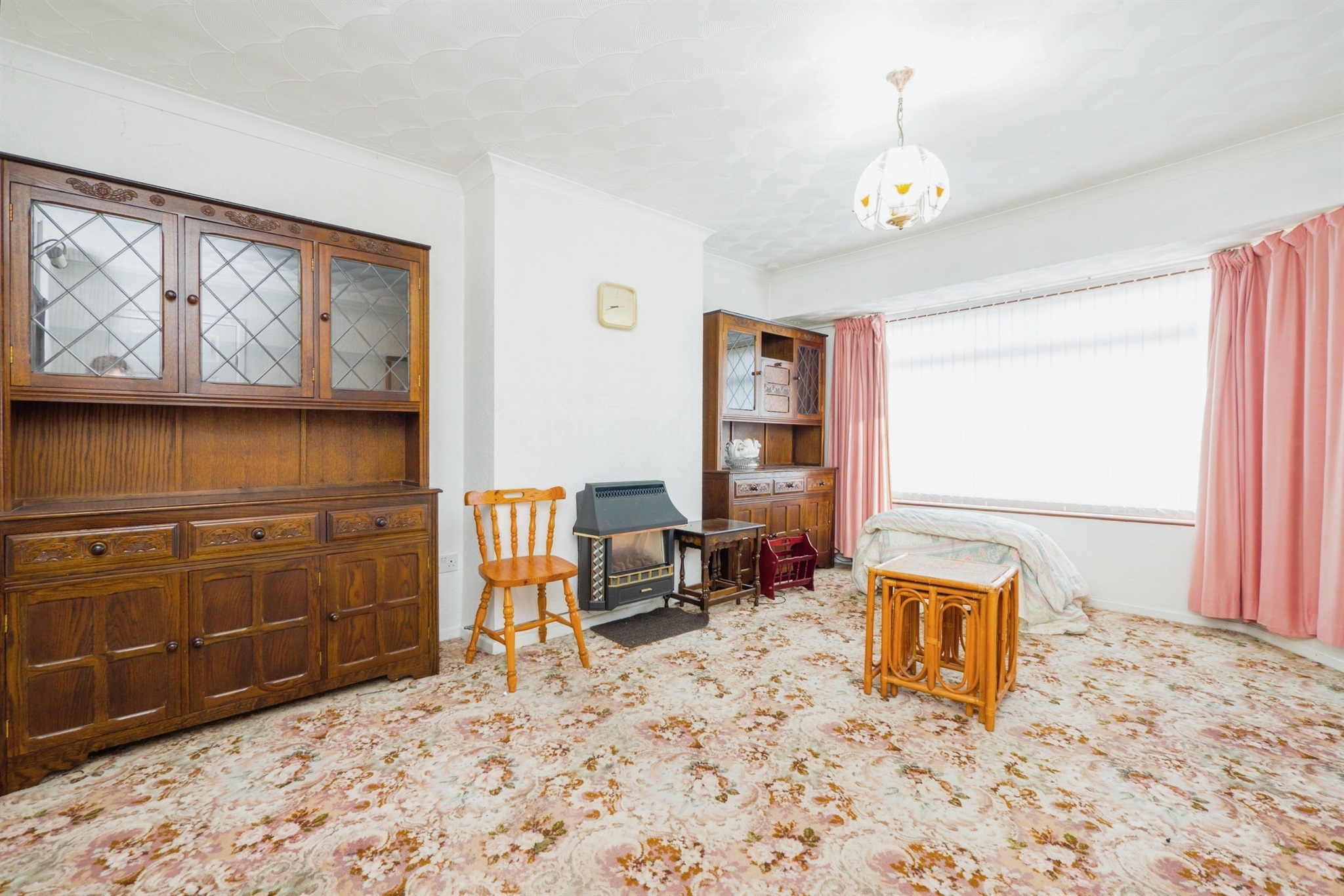 2 bed Semi-Detached Bungalow