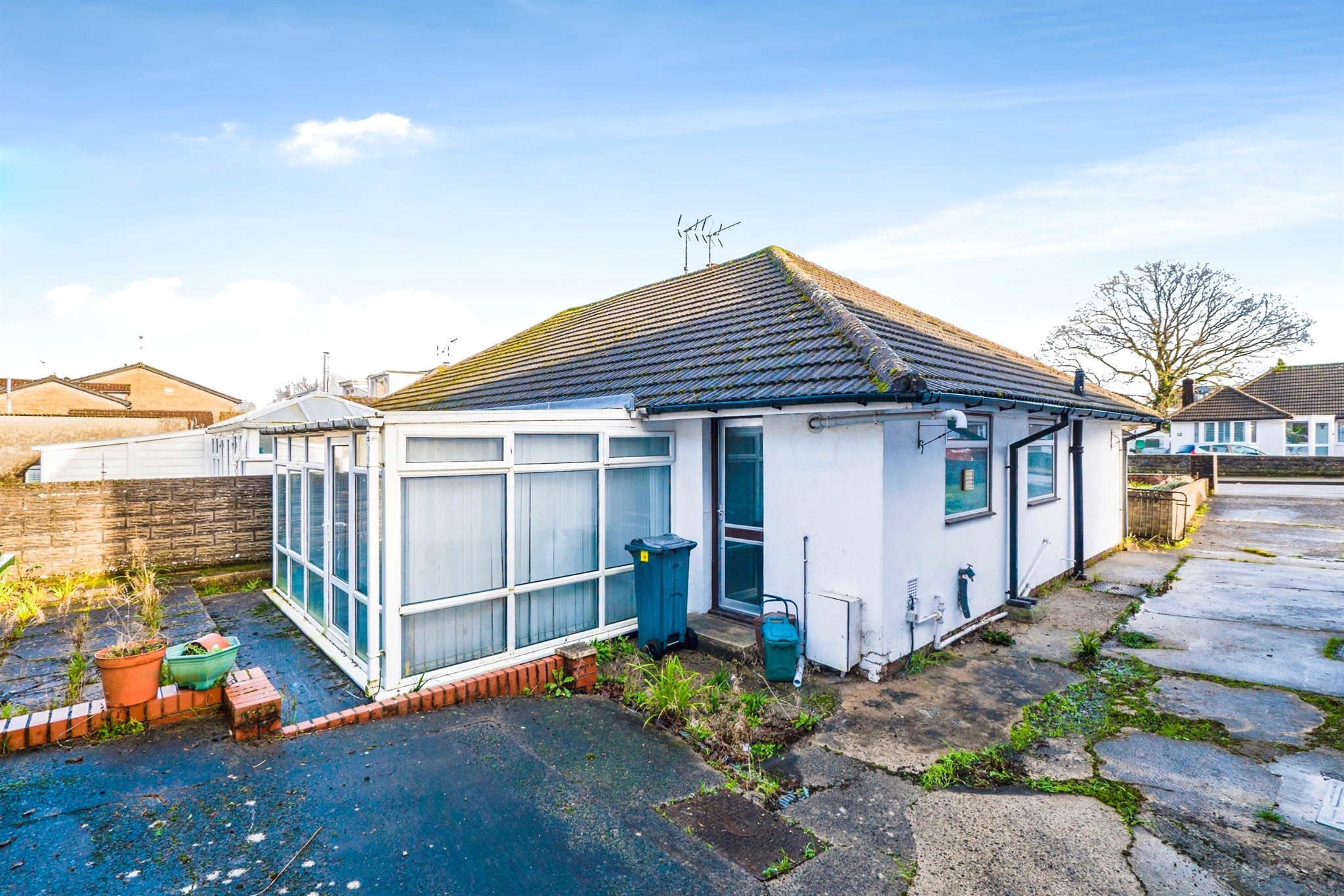 2 bed Semi-Detached Bungalow