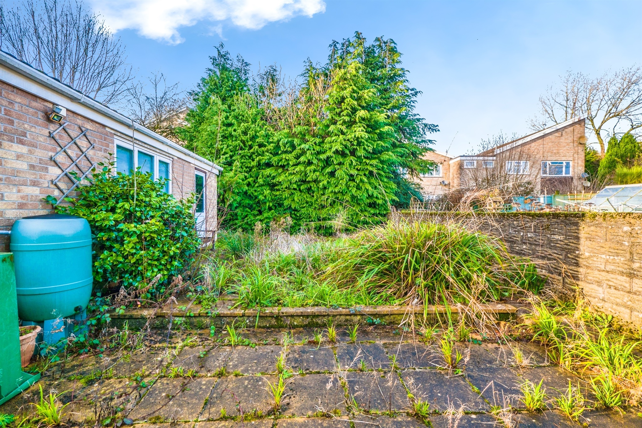 2 bed Semi-Detached Bungalow