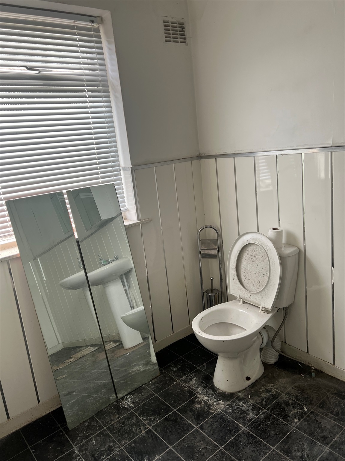 1 bed Detached