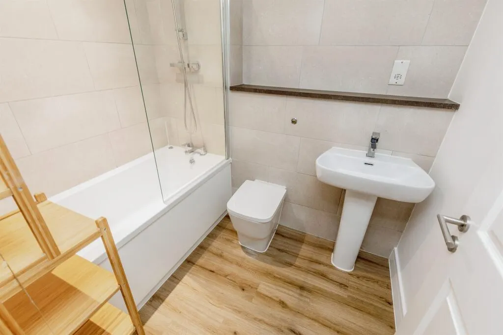 2 bed Apartment
