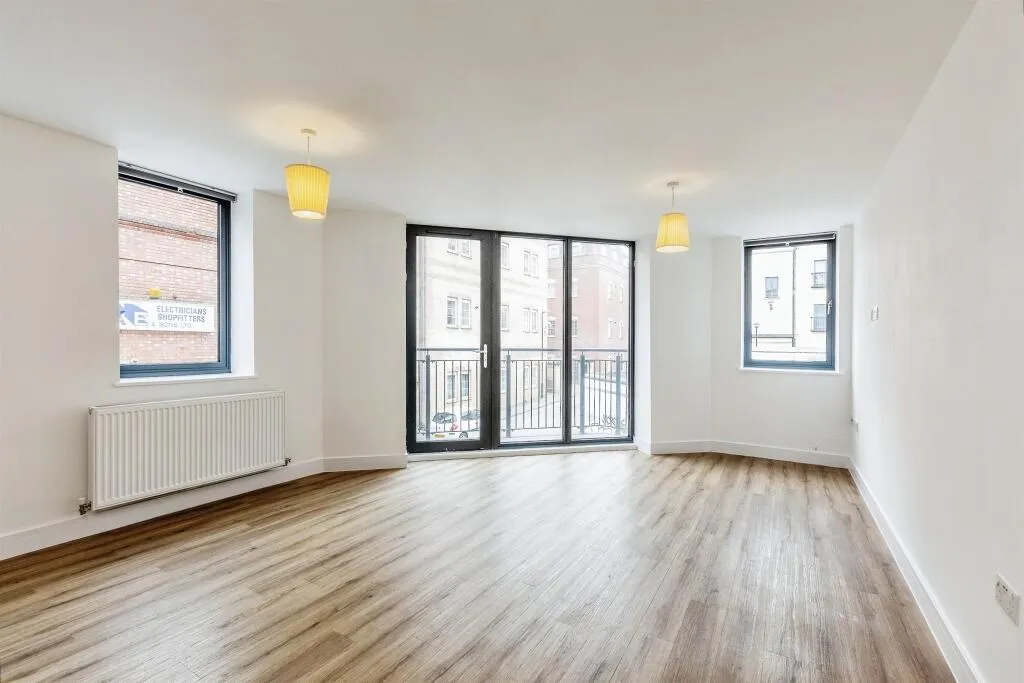 2 bed Apartment