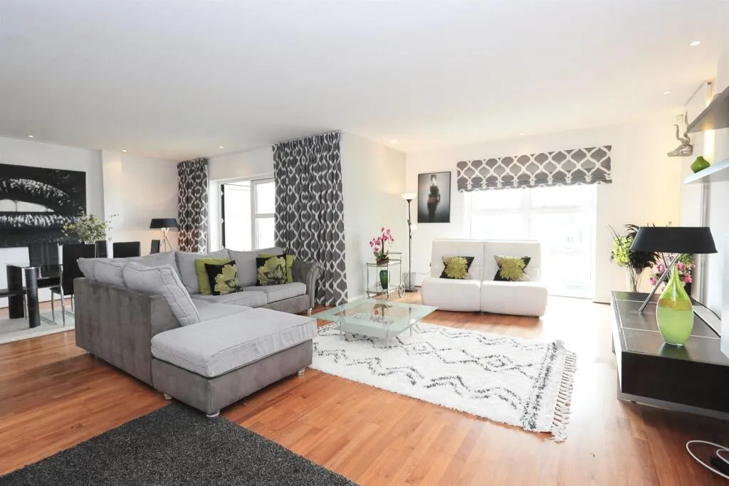 3 bed Penthouse