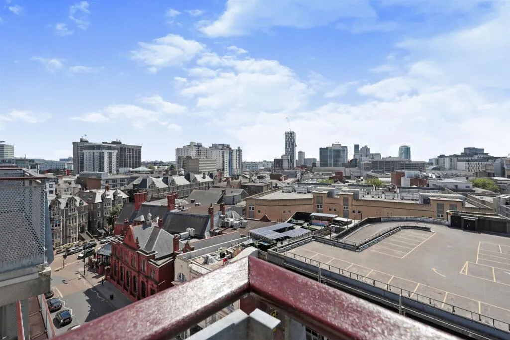 3 bed Penthouse