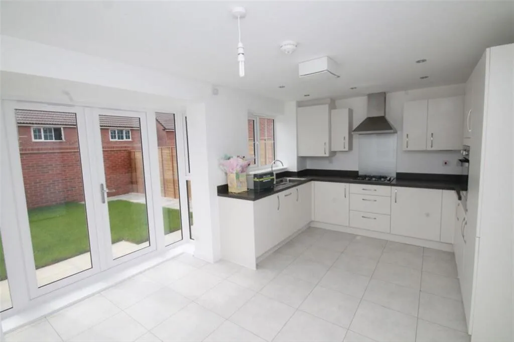 3 bed Semi-Detached