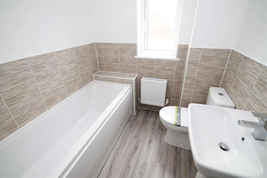 3 bed Semi-Detached