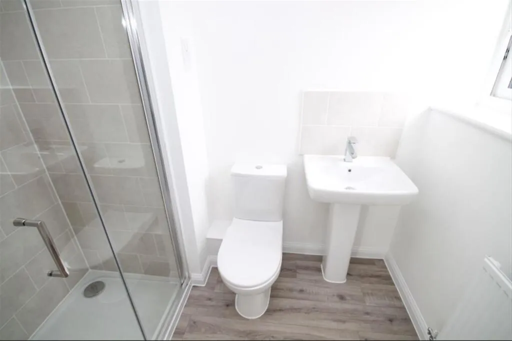 3 bed Semi-Detached