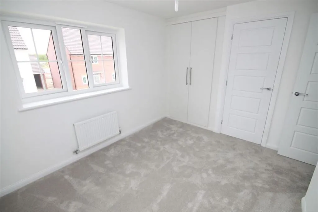 3 bed Semi-Detached
