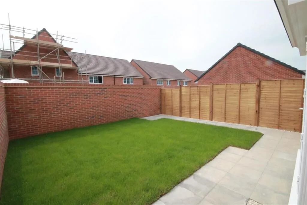 3 bed Semi-Detached