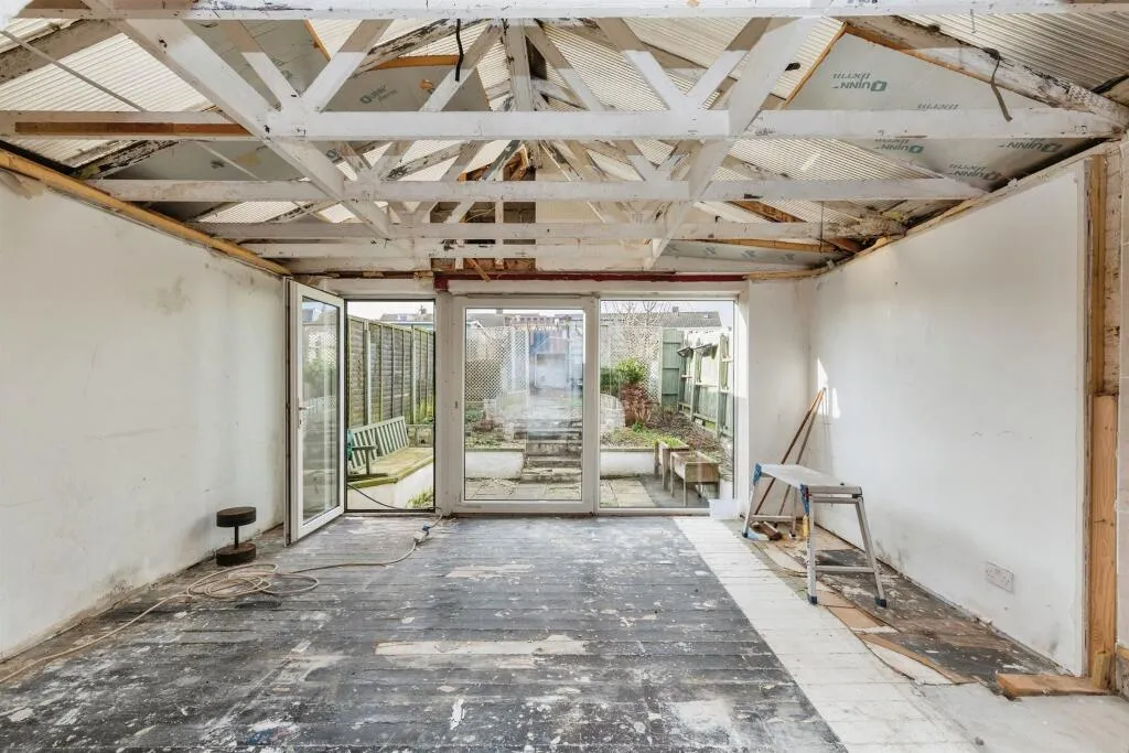 3 bed Semi-Detached
