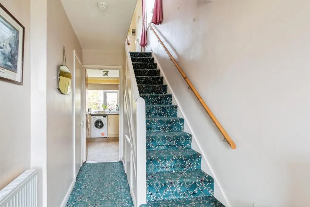 3 bed Semi-Detached