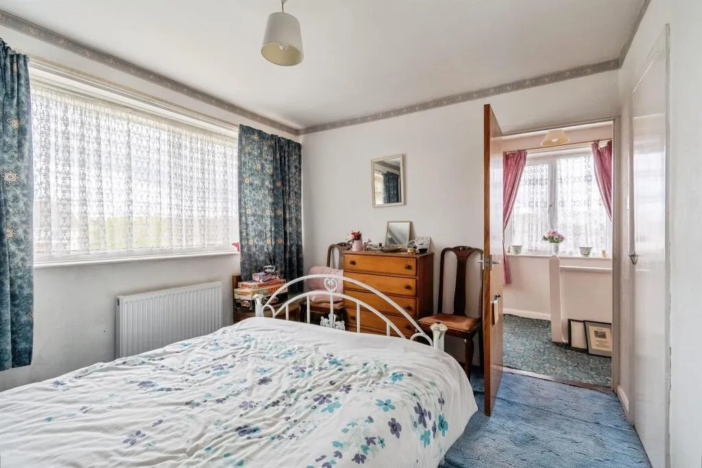 3 bed Semi-Detached