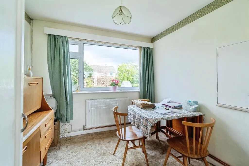 3 bed Semi-Detached