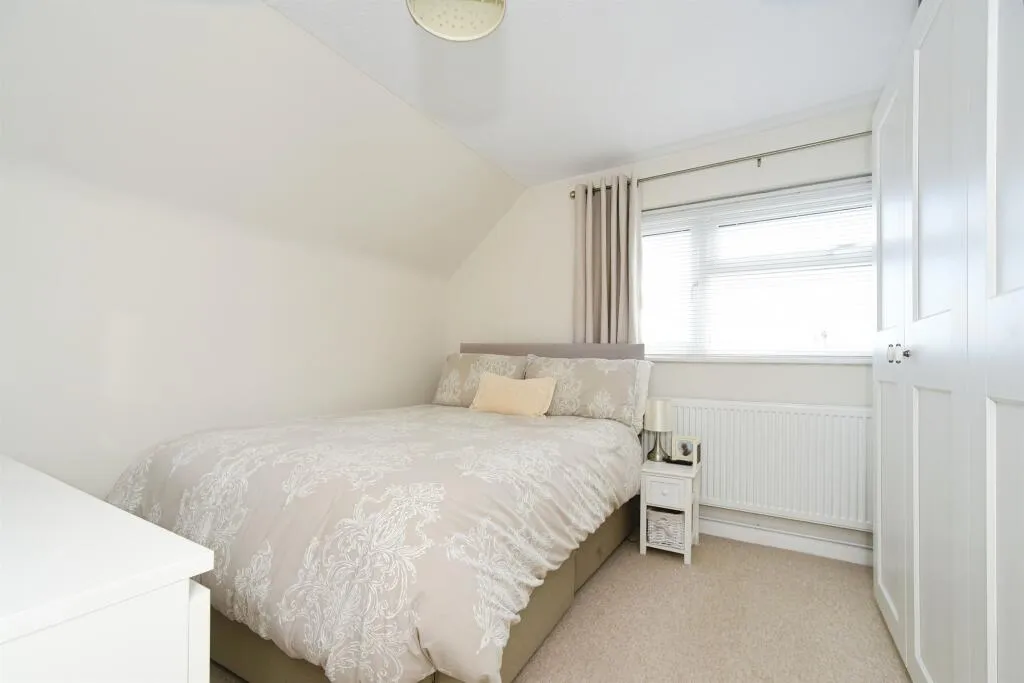 3 bed Semi-Detached