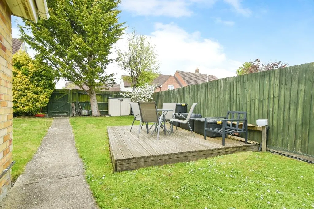 3 bed Semi-Detached